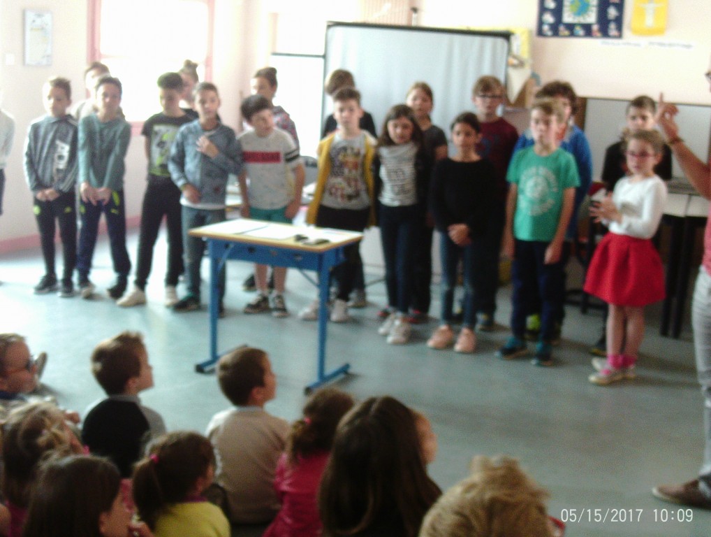 La répétition de Chante-Mai – Ecole Jeanne d'Arc Bouin